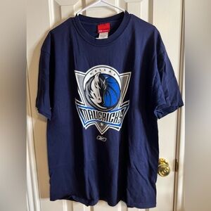 Vintage Reebok Dallas Mavericks Navy Blue T Shirt Men’s size large